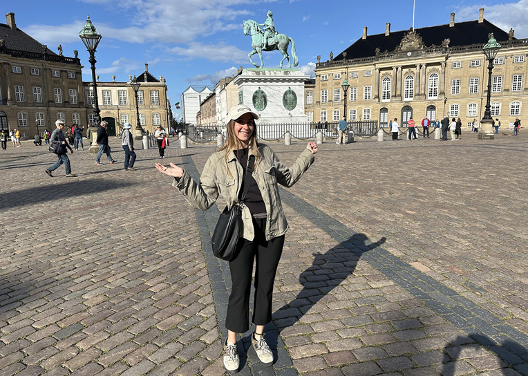 Thea vid Amalienborg i Köpenhamn